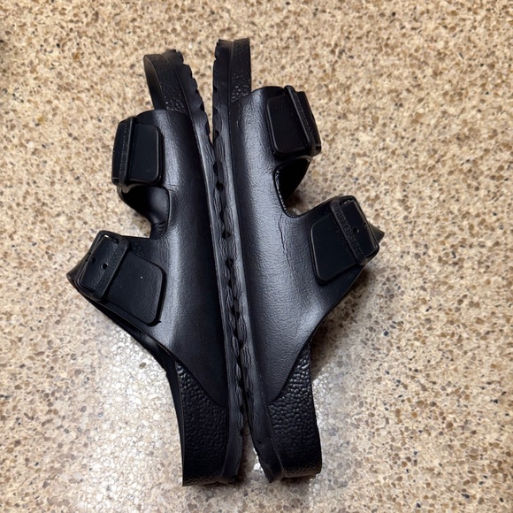 Birkenstock Arizona Black Rubber Sandals - Picture 6 of 9